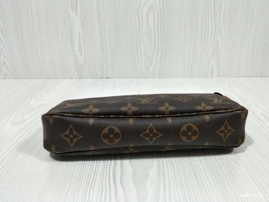 WIS Louis ACCESSOIRES POCHETTE Vuitton 0911